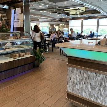 Atlantis Diner - the interior of the restaurant - Diners Near Me - West Islip, New York