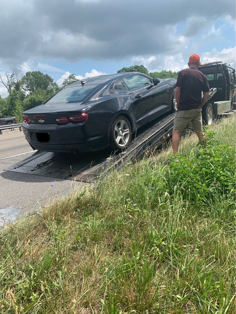 J HOOKS TOWING & RECOVERY Updated August 2024 46 Photos & 10