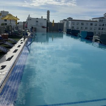 Sola - Rooftop pool - Breakfast & Brunch Near Me - Miami Beach, Florida