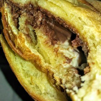 Cornetti di Notte - Cornetti with dark and white nutella - Desserts Near Me - Naples, NA