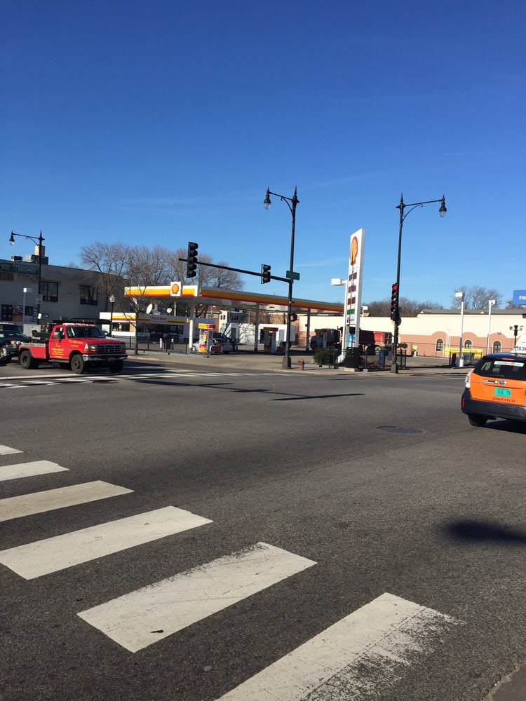 IRVING & PULASKI SHELL STATION Updated July 2024 4000 N Pulaski Rd