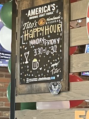 East Coast Wings + Grill by null