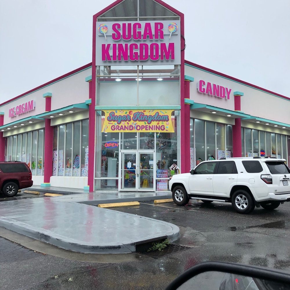 Sugar Kingdom - Daylight front of store - Ice Cream & Frozen Yogurt Near Me - North Myrtle Beach, South Carolina