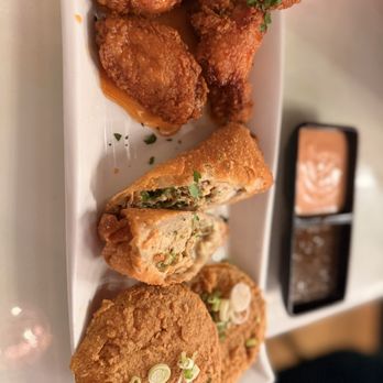 Soul Vibez - Chicago - Soul trio platter - Desserts Near Me - Chicago, Illinois Soul Vibez - Chicago - Soul trio platter - Desserts Near Me - Chicago, Illinois