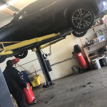 Spec Auto - My car getting oil change - Auto Repair Near Me - San Bernardino, California Spec Auto - My car getting oil change - Auto Repair Near Me - San Bernardino, California