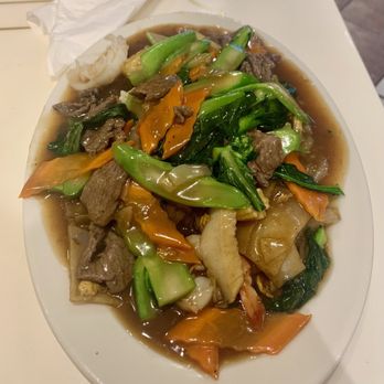 Lowell Restaurant - Mee ka thung special - Cambodian Near Me - Lowell, Massachusetts