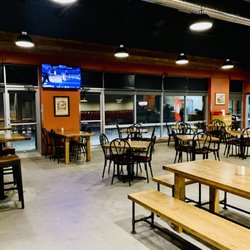 Mancino's Grinders & Pizza - TV's to watch your favorite sports