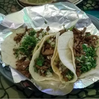 El Meson - Taco de Carnada Asada, add onions and celantro. Yum yum. - Mexican Near Me - Lebanon, Indiana