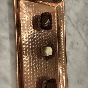 Creo Chocolate - Candycap mushroom, spicy passion chili, and Hawaiian black salt caramel chocolate tasting - Chocolatiers & Shops Near Me - Portland, Oregon Creo Chocolate - Candycap mushroom, spicy passion chili, and Hawaiian black salt caramel chocolate tasting - Chocolatiers & Shops Near Me - Portland, Oregon