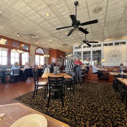 Black-eyed Pea - Spacious and pleasant place