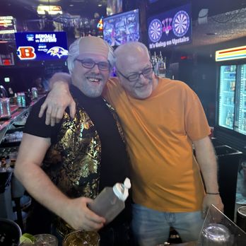 A Step Up Lounge - Sports Bars Near Me - Dallas, Texas