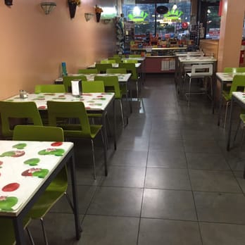 Tabaq Restaurant - Seating - Pakistani Near Me - Chicago, Illinois