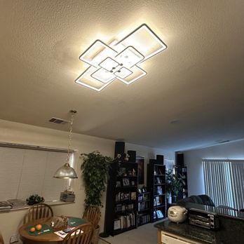 Hernandez AV Hookup - Home Theatre Installation Near Me