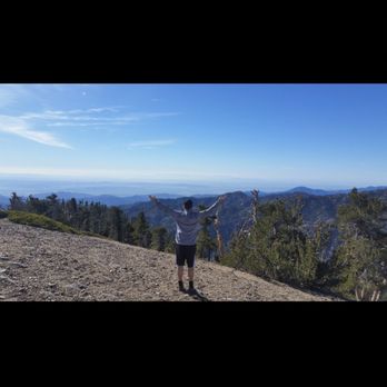 Mount Baden-Powell Trail - Looking southwest from the summit - Hiking Near Me