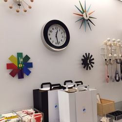 Shop Cooper Hewitt - 05/16/17