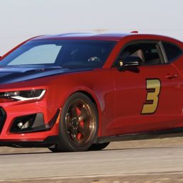This is my 2019 Chevy Camaro ZL11LE at the track This is my 2019 Chevy Camaro ZL11LE at the track