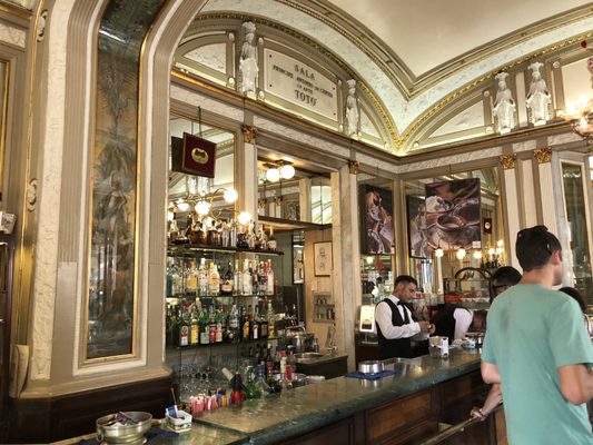 Gran Caffè Gambrinus by null