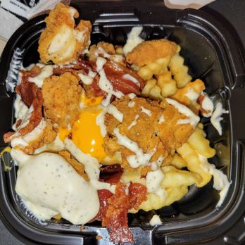Arby's - Chicken Bacon Ranch Cheddar Loaded Fries - Fast Food Near Me - Niles, Ohio Arby's - Chicken Bacon Ranch Cheddar Loaded Fries - Fast Food Near Me - Niles, Ohio