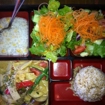 Thai Basil - Bangkok Box Special - curry with green bamboo, eggplant, green bean, red pepper and basil - Thai Near Me - Greenwich, Connecticut Thai Basil - Bangkok Box Special - curry with green bamboo, eggplant, green bean, red pepper and basil - Thai Near Me - Greenwich, Connecticut