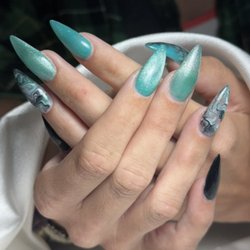 V.O Nails and Spa - Best nail salon in largo