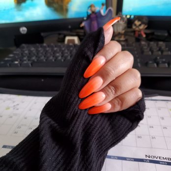 Queen Spa & Nails - Nail Salons Near Me - Sun Valley, California