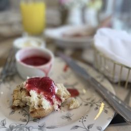 LITTLE HEN - Updated March 2026 - 1627 Photos & 796 Reviews - 4579 ...