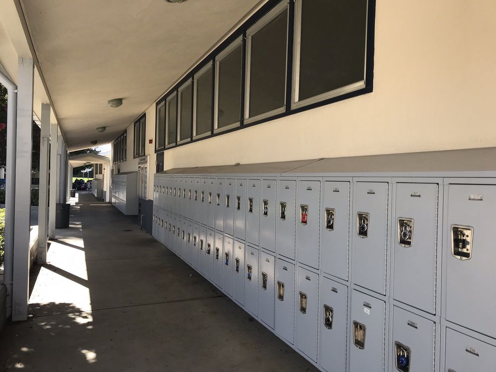 REDWOOD MIDDLE SCHOOL Updated July 2025 10 Photos 13925 Fruitvale