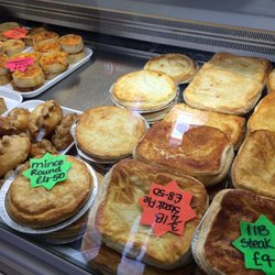 Aberfoyle Delicatessen - Pies!