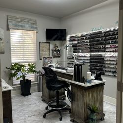 Nails by Wendy Carter
