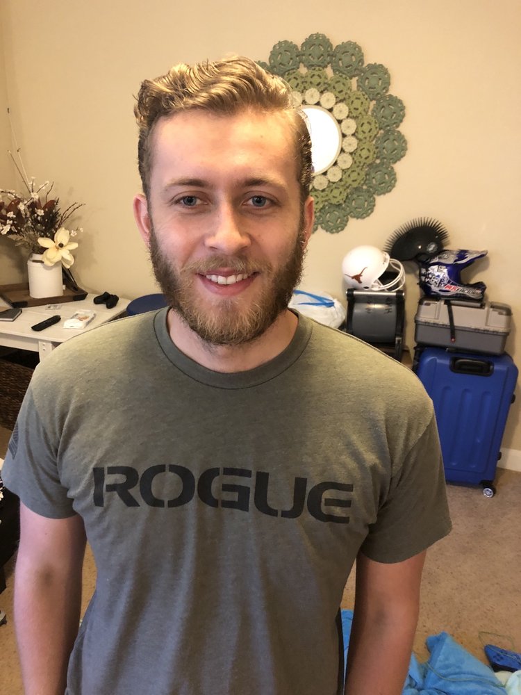 DERRICK’S BARBER SHOP 35 Photos & 34 Reviews Barbers 601 E