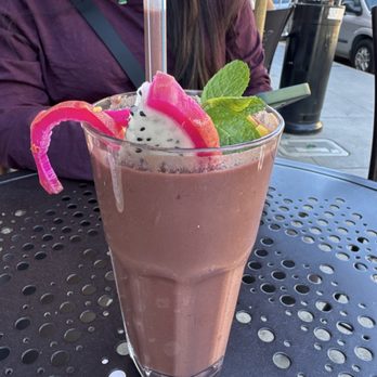 Urth Caffé - Orange - Amazon Rainforest Smoothie™ - Coffee & Tea Near Me - Orange, California Urth Caffé - Orange - Amazon Rainforest Smoothie™ - Coffee & Tea Near Me - Orange, California