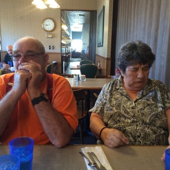 Bobs Cafe - Two happy customers - Cafes Near Me - Moses Lake, Washington