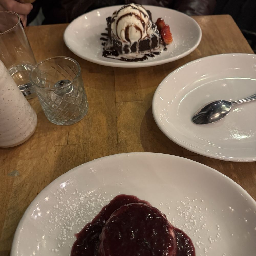 Fumo - Warm brownie with vanilla ice cream on top  Panna cotta - Italian Near Me - New York, New York