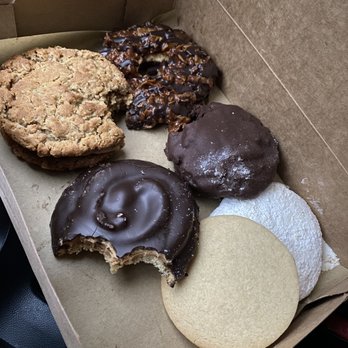 Honeybear Bake Shop - Couldn't even get a picture of my cookies before I started sampling - Bakeries Near Me - Charlotte, North Carolina Honeybear Bake Shop - Couldn't even get a picture of my cookies before I started sampling - Bakeries Near Me - Charlotte, North Carolina