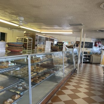 Newman's Bakery - Bakery and deli counter - Bakeries Near Me - Bellville, Texas Newman's Bakery - Bakery and deli counter - Bakeries Near Me - Bellville, Texas