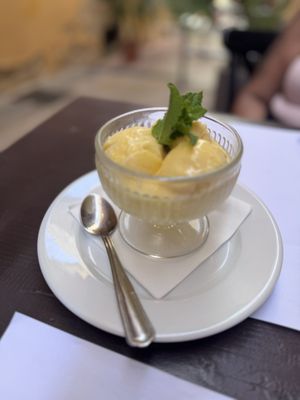 Chez Acchiardo by null