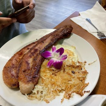 Guieb Cafe - Thick Cut Bacon & Eggs - New American Near Me - Honolulu, Hawaii