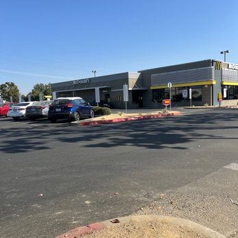 McDonald's - Dirty building!!! - Burgers Near Me - Porterville, California McDonald's - Dirty building!!! - Burgers Near Me - Porterville, California