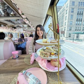 Tea Around Town - Basic food and tea package - Bus Tours Near Me - Dallas, Texas