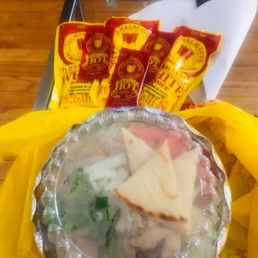Small Chicken Platter with White Sauce Pouch