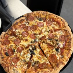 Pizza World - THE AMORE ROMA.... TASTY