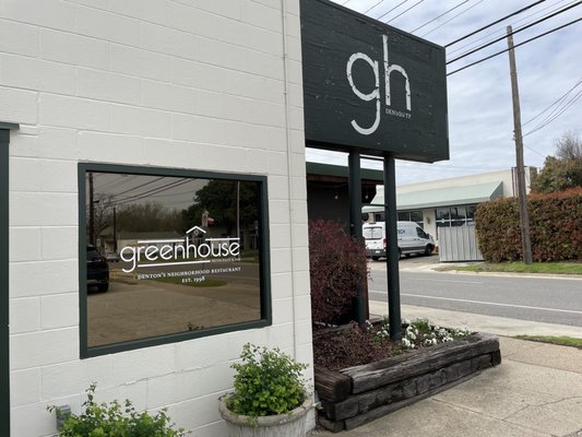 GreenHouse Restaurant by null