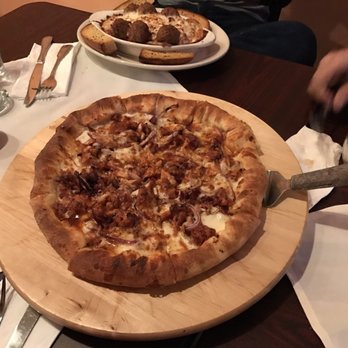 Modena Pizza & Pasta - BBQ Chicken Pizza with Bacon.  Absolutely fantastic! - Pizza Near Me - Seattle, Washington