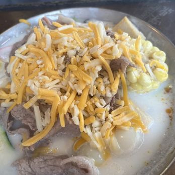 Tasty Pot - Cheesy hot pot, melted cheese tastes good on the neat - Taiwanese Near Me - Berkeley, California