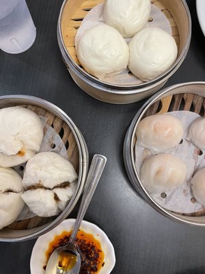 Sun Hong B B Q & Seafood Restaurant by null