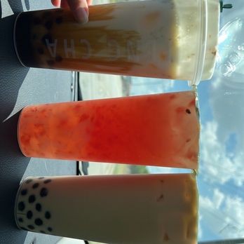 Feng Cha - Dirty boba with crème brûlée  Overflowing Grapefruit Mango au lait - Bubble Tea Near Me - Dallas, Texas