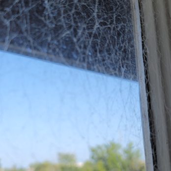 Blackbeard's Lodge - Blackbeard's Lodge has Cobwebs in the bathroom. - Hotels Near Me - Ocracoke, North Carolina