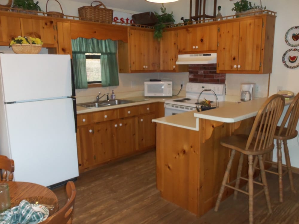 LAUREL MOUNTAIN CABINS 4870 Laurel Mountain Rd, Hiawassee,