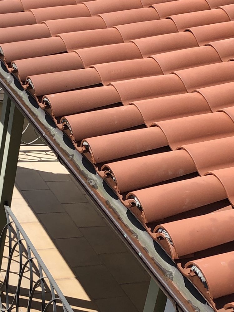 Slide of GEM Roofing