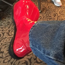 LakeRidge Country Club - Red shoe crew! Pease donate!